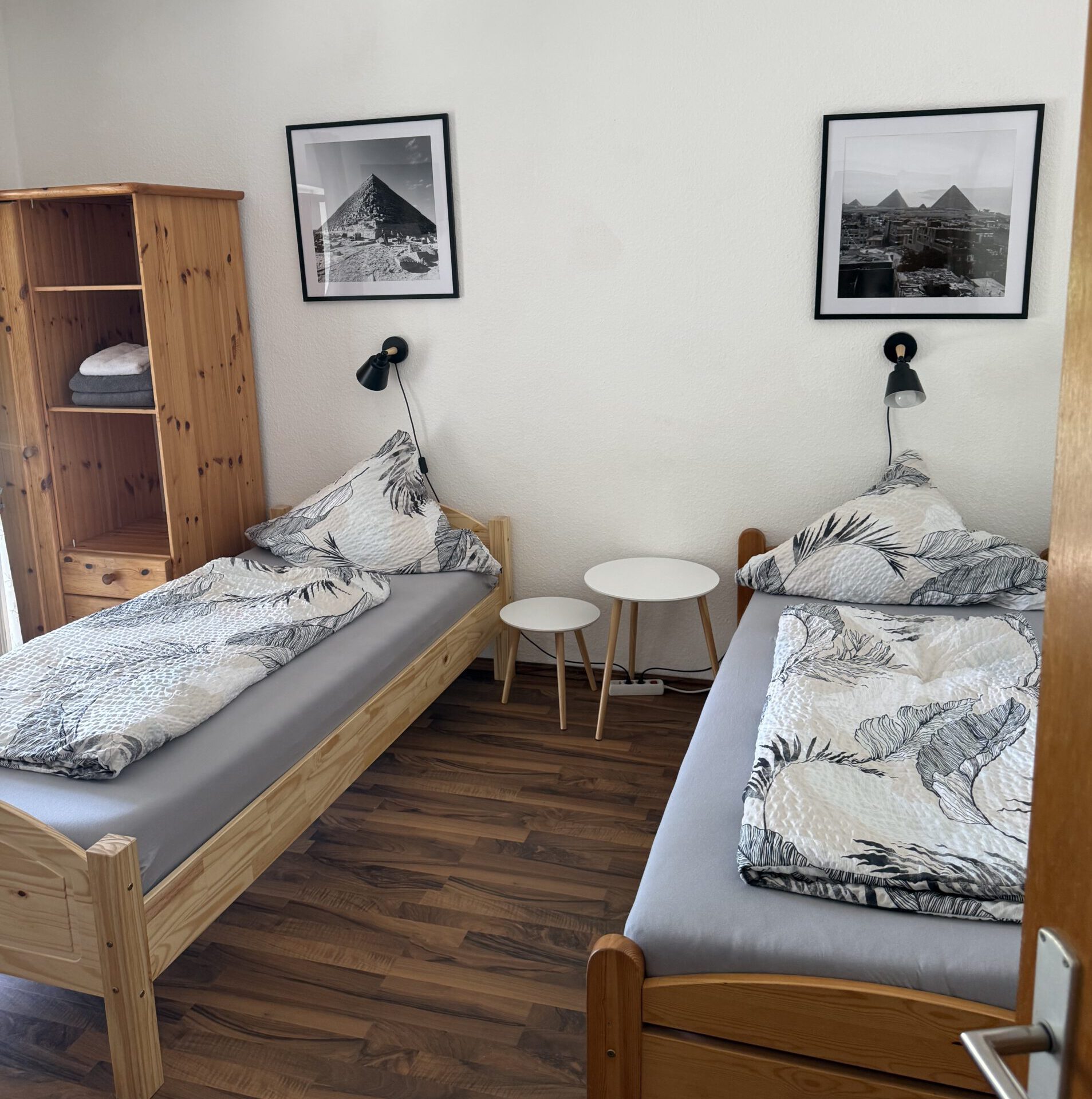 foto zimmer 1 scaled e1785953954720